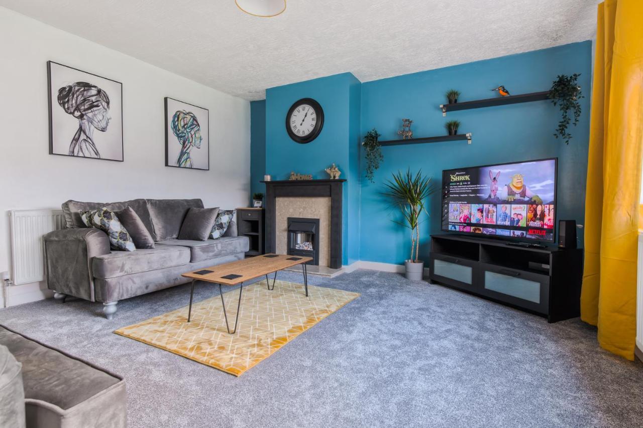 Rookwood House - Spacious Home With Free Parking - Short Stay Leeds ลีดส์ ภายนอก รูปภาพ