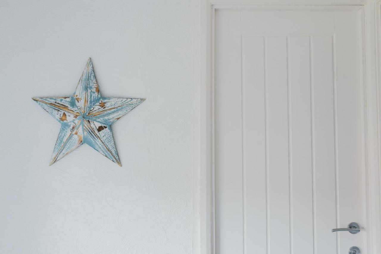 Rookwood House - Spacious Home With Free Parking - Short Stay Leeds ลีดส์ ภายนอก รูปภาพ